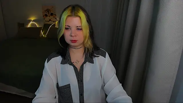 XXX chat uživo modela AliceSpencery