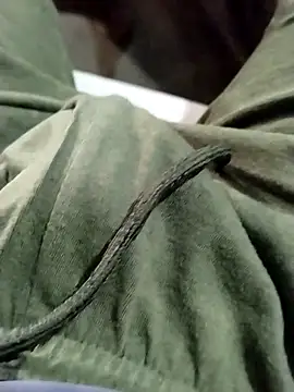 Daddy_004__ élő XXX-chatje
