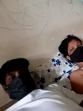 Prajakta123 Webcam Show