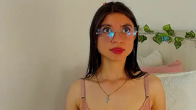 دردشة LindaCatalina_ الجنسية المباشرة