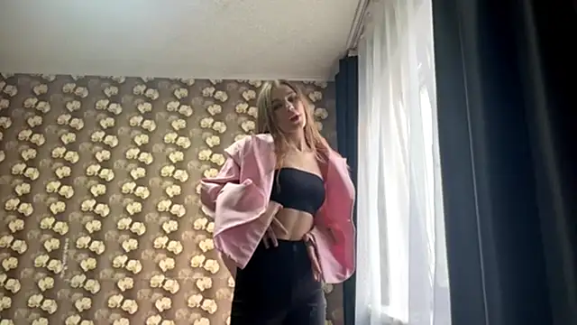 GoodYanan Adlı Modelin Canlı XXX Sohbeti