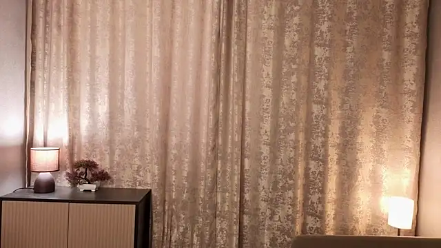 BernieceZiegel Chat XXX in diretta