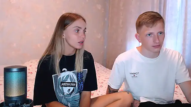 juliaanddima 라이브 XXX 채팅