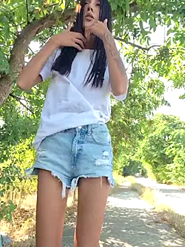 AndreeaMuller live XXX chat