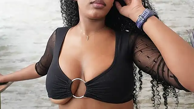 دردشة HOTBLACKANDWHITE2 الجنسية المباشرة