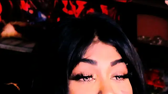 צ'אט XXX בשידור חי של indian_dreamgirl