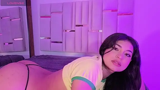 Živý XXX chat Mikaela-Banes
