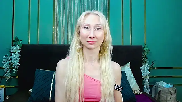 KissDreamm Adlı Modelin Canlı XXX Sohbeti