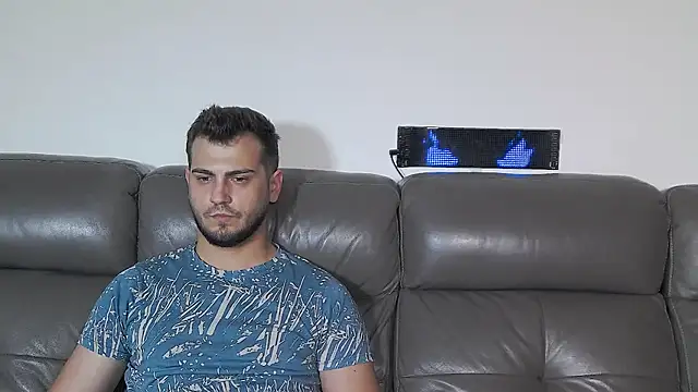 CrazyDom1 Chat XXX live