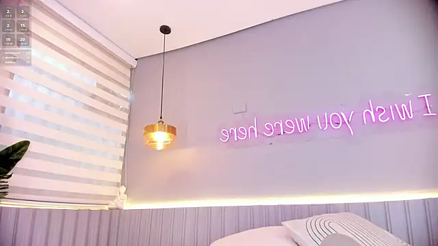 cherry_monroe 即時 XXX 聊天