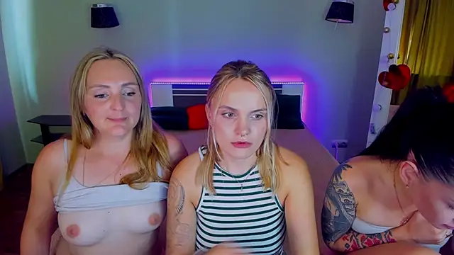 Онлайн чат XXX MagicEyess