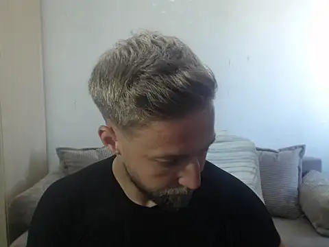 BlondEagleMuscle Chat XXX live