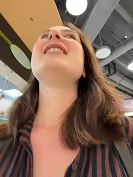 Dina_Tease Chat XXX in diretta