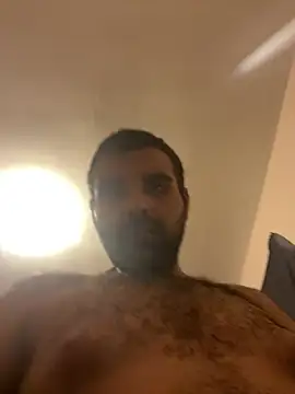 Chat XXX en directo de imyogi23