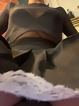 Holly_Play 现场XXX聊天