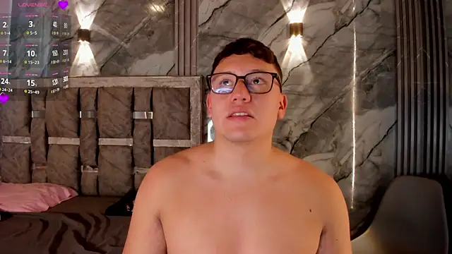 Manson_and_Zoe Live XXX-Chat