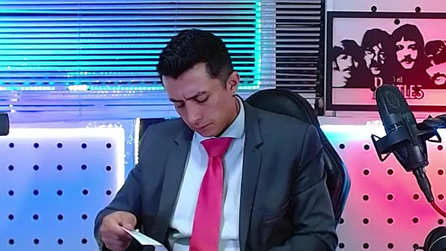 Chat +18 de Godofcumxxx ao vivo