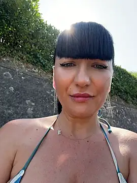 MysticCleo live XXX chat