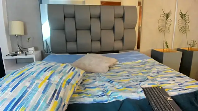 Charlie___Musk 라이브 XXX 채팅