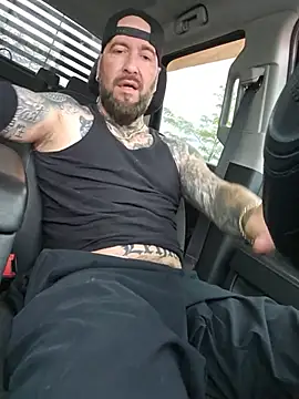Czat XXX na żywo – Beardedtattood