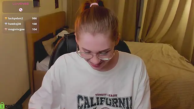 Chat +18 de Alison_Doody ao vivo