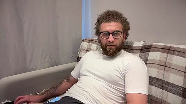 צ'אט XXX בשידור חי של Bear_bear_