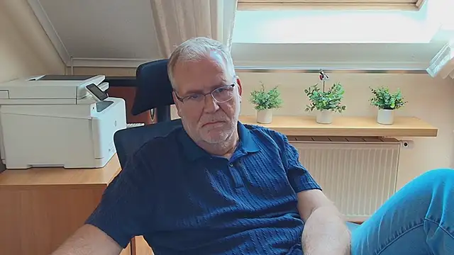 subbear1968's Live XXX Chat