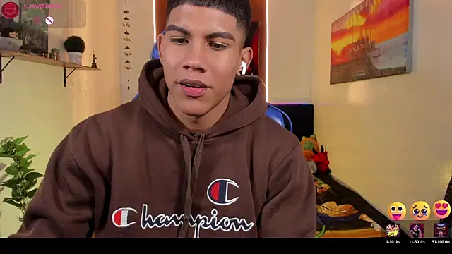 Damian_latinxxx's Live XXX Chat
