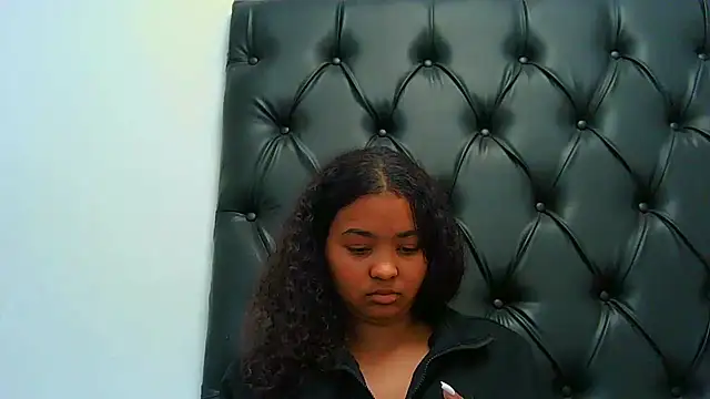 Chat XXX en directo de indianaphrodite1