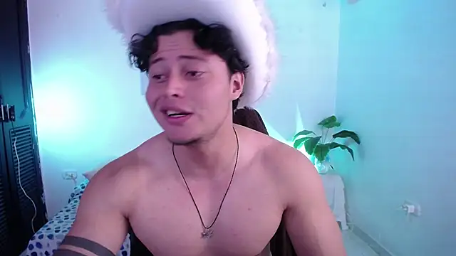 fucking_bear_ webcam show