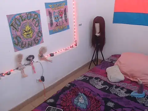 miawzaszha98 Adlı Modelin Canlı XXX Sohbeti