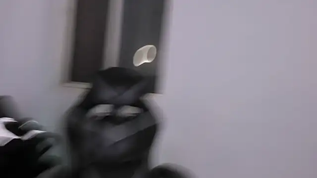 axelbycortez webcam show