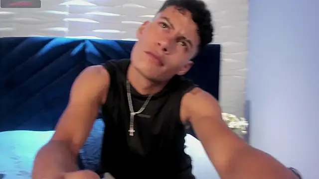 angelsilva_ élő XXX-chatje