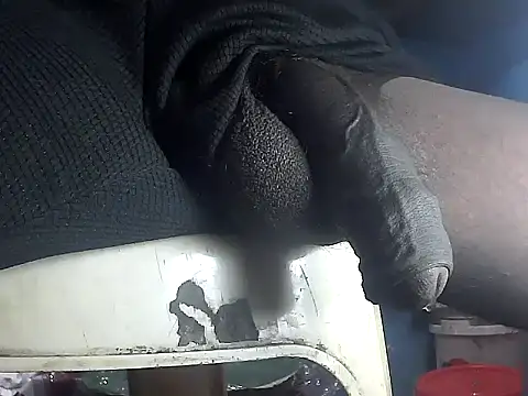 Precumking1's Live XXX Chat