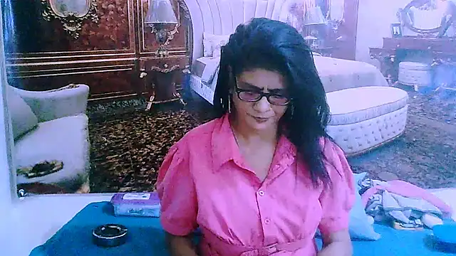 IndianAllure Chat XXX live