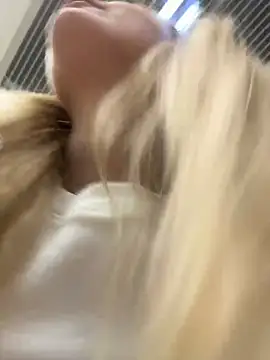 HarrietDartn Live XXX chat