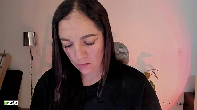 urcute_kitten Chat XXX in diretta
