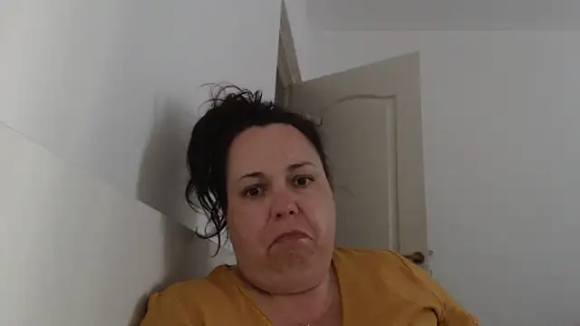 Chat +18 de WendyRhoades ao vivo