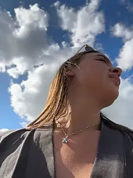 Chatroom XXX en direct de KristiRich
