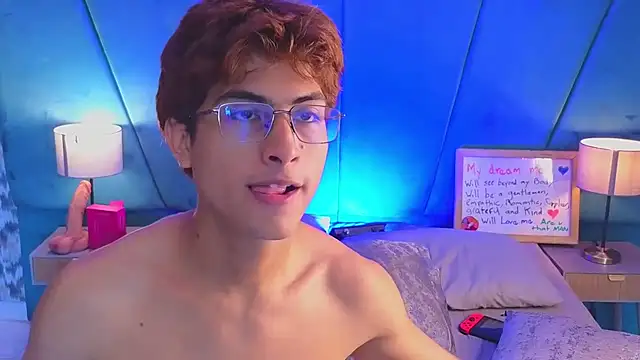 Aaron_Eze 라이브 XXX 채팅
