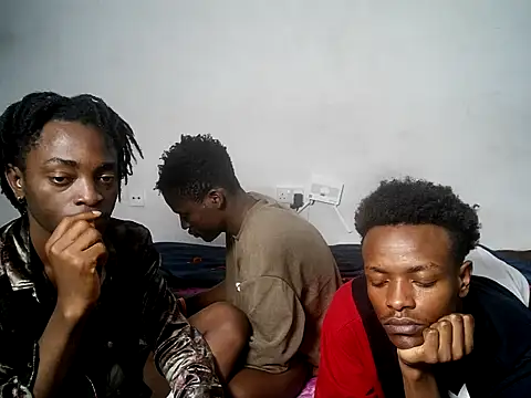 Chatroom XXX en direct de threemanias
