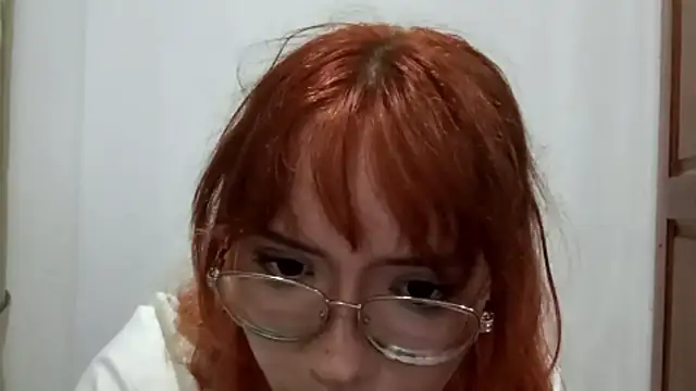 XXX chat uživo modela Sophie_sophie