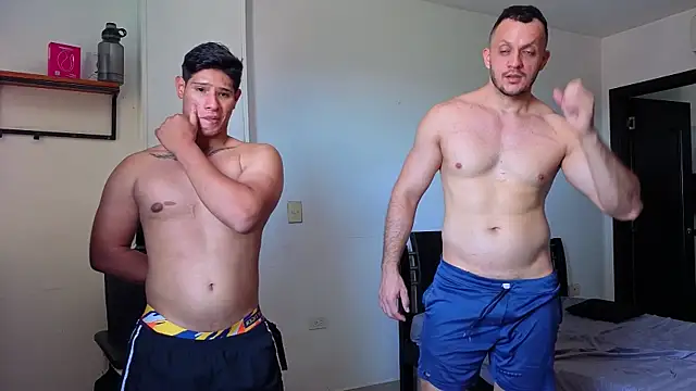 Chat +18 de TeddyBear_07 ao vivo