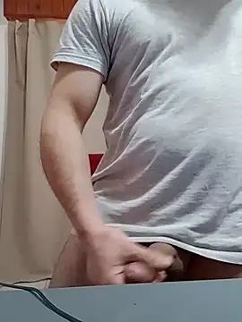 Bradd_32's Live XXX Chat