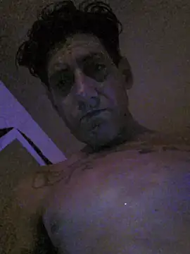 AdamJaymz7 XXX чат на живо