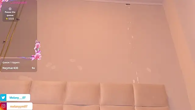 Melany__08のライブXXXチャット