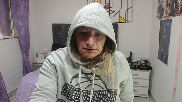 emperabigbootybigass: απευθείας συνομιλία ΧΧΧ