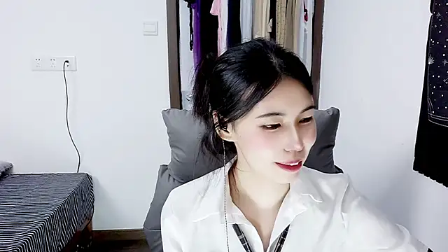Aug_12puppy's Live XXX Chat