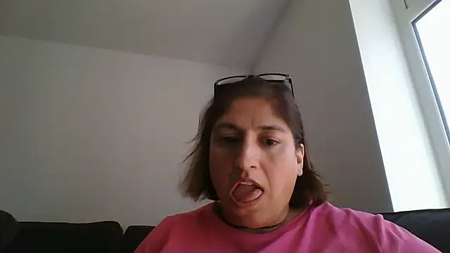 Spicy-Kareena Chat XXX in diretta