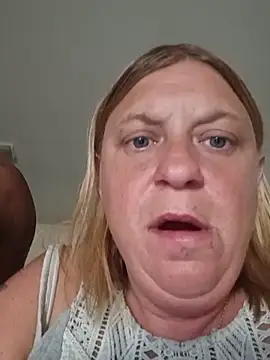 Chat +18 de Playmate86 ao vivo